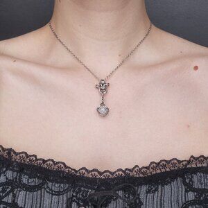 Medieval princess silver chainmaille necklace with an ice white caged pearl